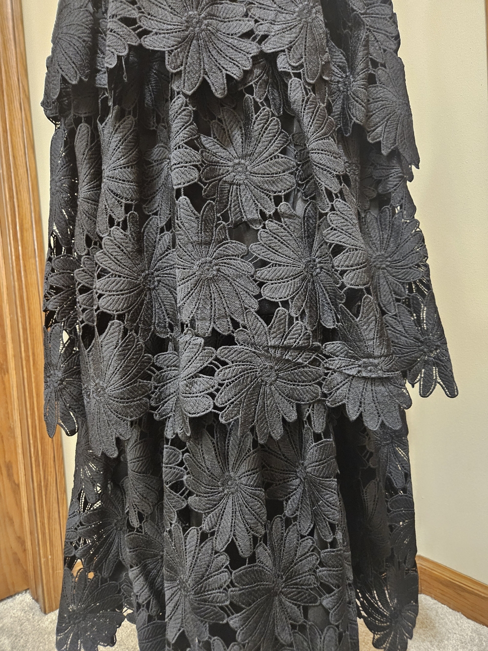 Gothic Like Heavy Black Floral Lace Dress Pearl Waist Trim Tiered Sz.  Large - Picture 11 of 12